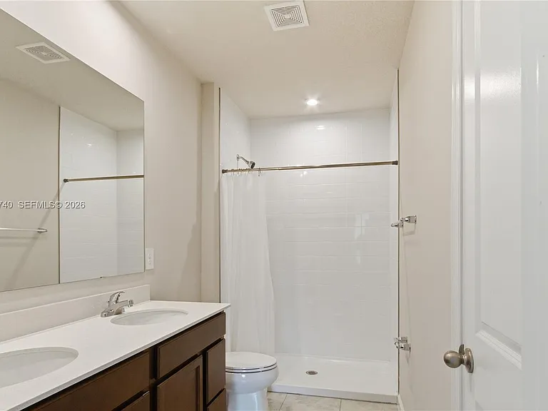 323 Raspberry Rd #323 — Photo 14