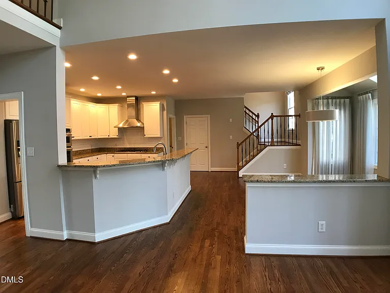 606 Preston Village Way — Photo 5