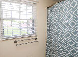 433 Anna Marie Dr, Cranberry Township, PA 16066