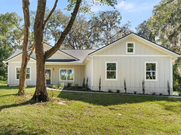 377 SE 4TH AVENUE, MELROSE, FL 32666