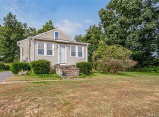 59 Mount Pleasant St, Bristol, CT 06010