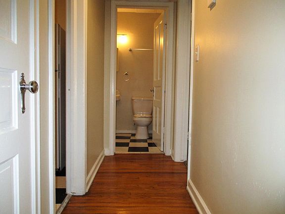 4th image of 318 N 31st Ave APT 124