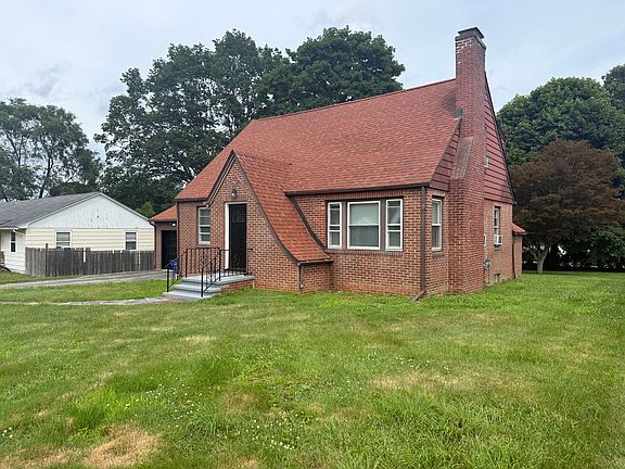 4th image of 41 Clough Rd