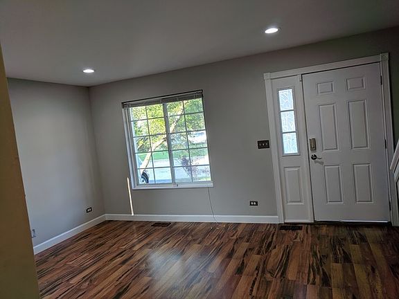 5th image of 2460 N Sterling Ct