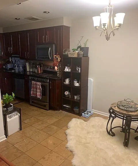 5306 N Cumberland Ave #214 — Photo 4