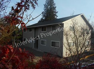 11310 SW Center St #4, Beaverton, OR 97005