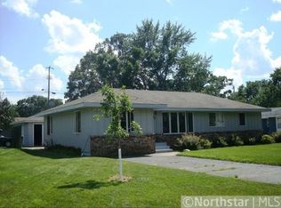 698 Ballantyne Ln NE, Spring Lake Park, MN 55432