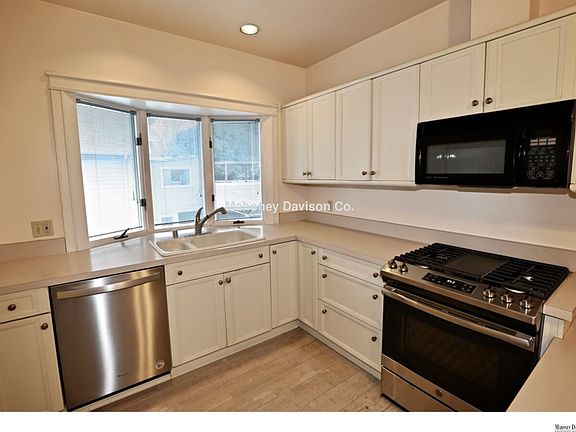 4th image of 921 G St