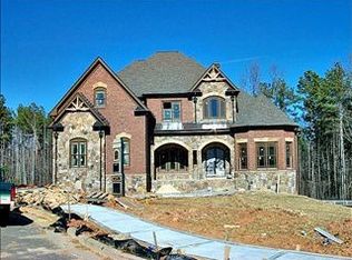 2670 Drayton Hall Dr, Buford, GA 30519