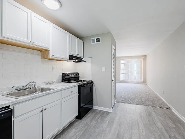 Monteleone Apartments in Atlanta, GA | Apartments Near Emory & Briarcliff Road Living — Photo 20