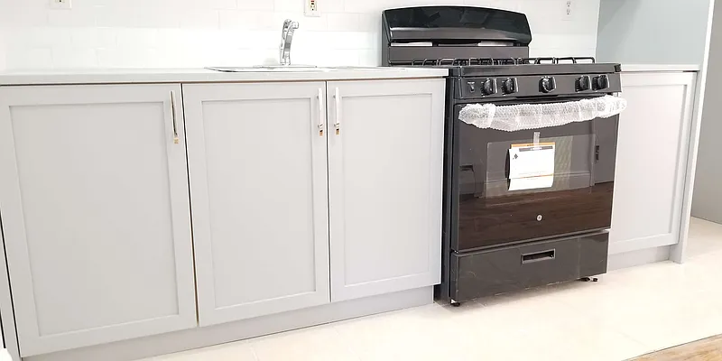 Rented by City Express Realty & Management Corp | media 44