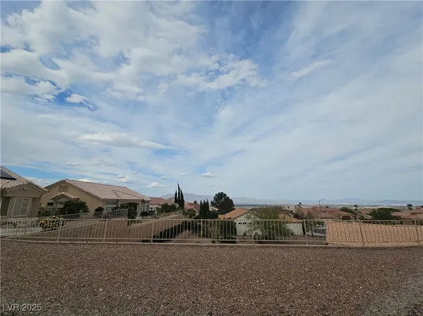 10928 Button Willow Dr, Las Vegas, NV 89134