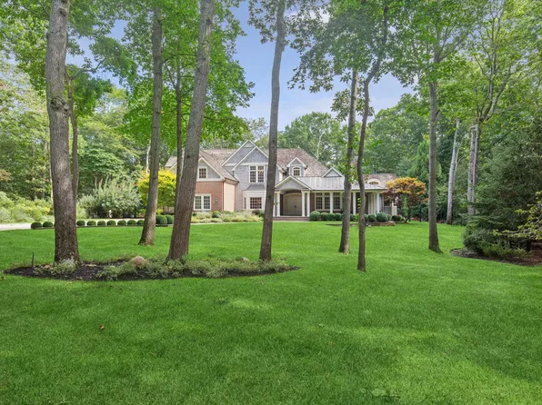 9 Blue Heron Way, Sag Harbor, NY 11963