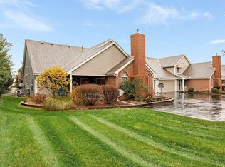 895 Shelbourne Pl, Newark, OH 43055