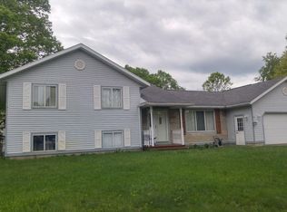 3643 W Fuller Dr, Muskegon, MI 49444