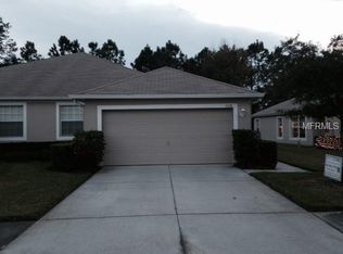 5553 Autumn Shire Dr, Zephyrhills, FL 33541