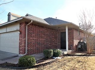 13703 Oxford Dr, Edmond, OK 73013