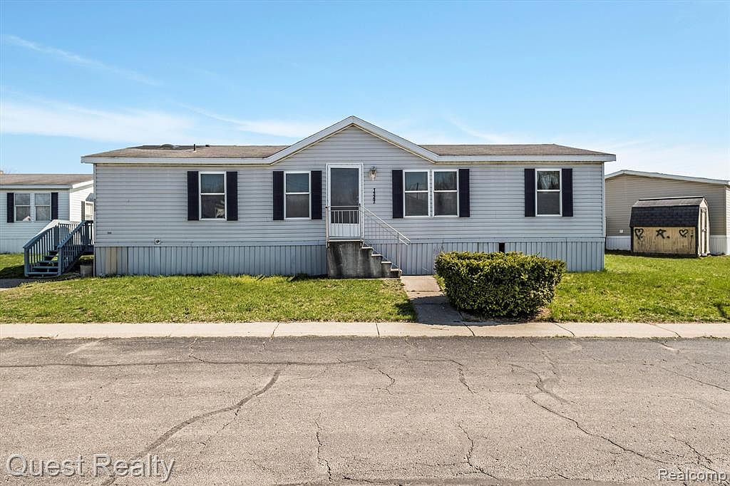 1347 Ridgeway Blvd, Pontiac, MI 48340 Zillow