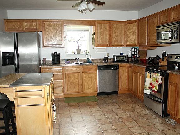 5th image of 106 S Water St