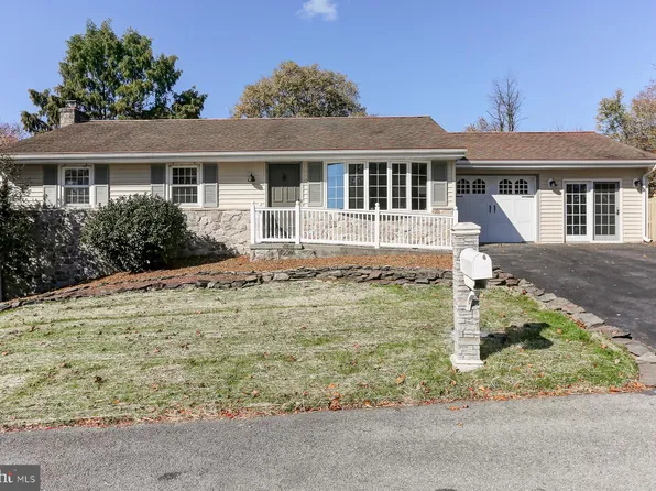 947 Hampden Rd, Elizabethtown, PA 17022