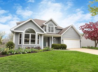 2805 Carriage Way, Aurora, IL 60504