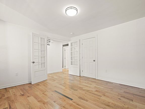 5th image of 155 River St