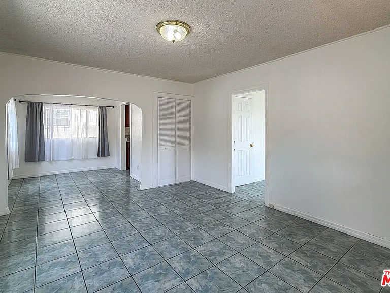 3331 1/2 City Terrace Dr — Photo 6