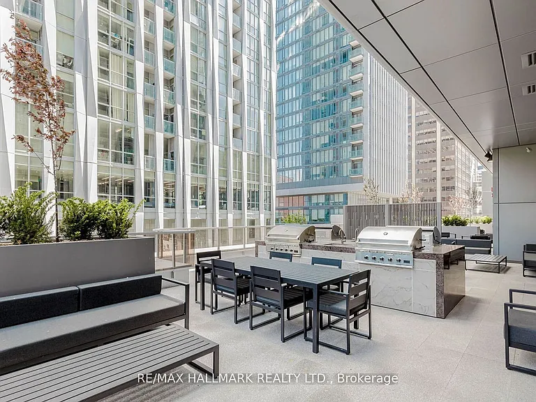 11 Yorkville Ave #3502 — Photo 18
