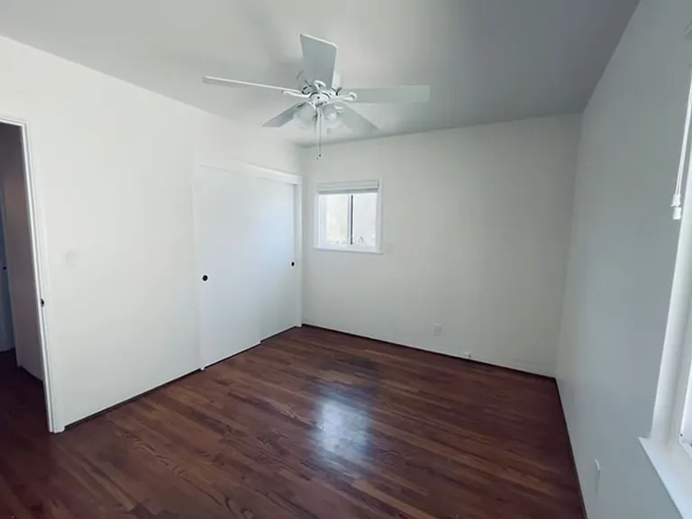 1025 N Milpas St — Photo 11