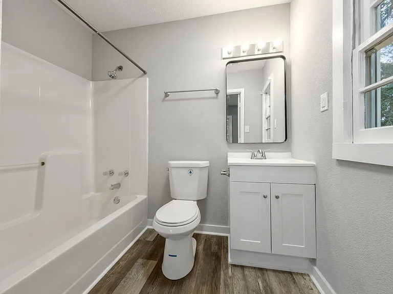 1601 Camden Rd — Photo 7