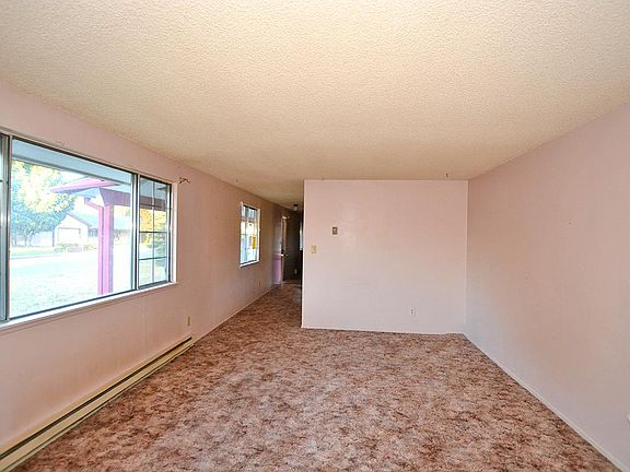 4th image of 25316 E Rich Ave