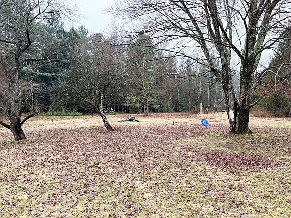 3rd image of 376 Mountain View Road