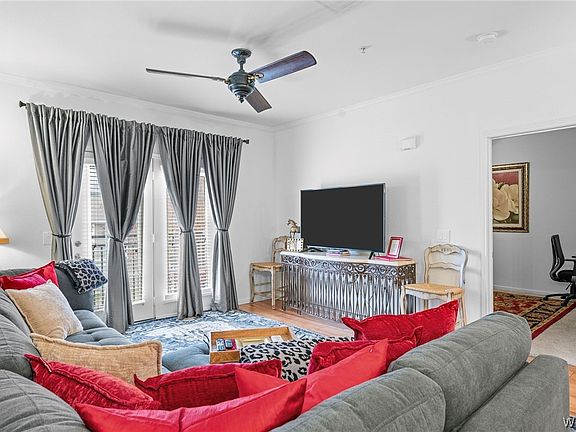 4th image of 1901 5th Ave E Unit 3227