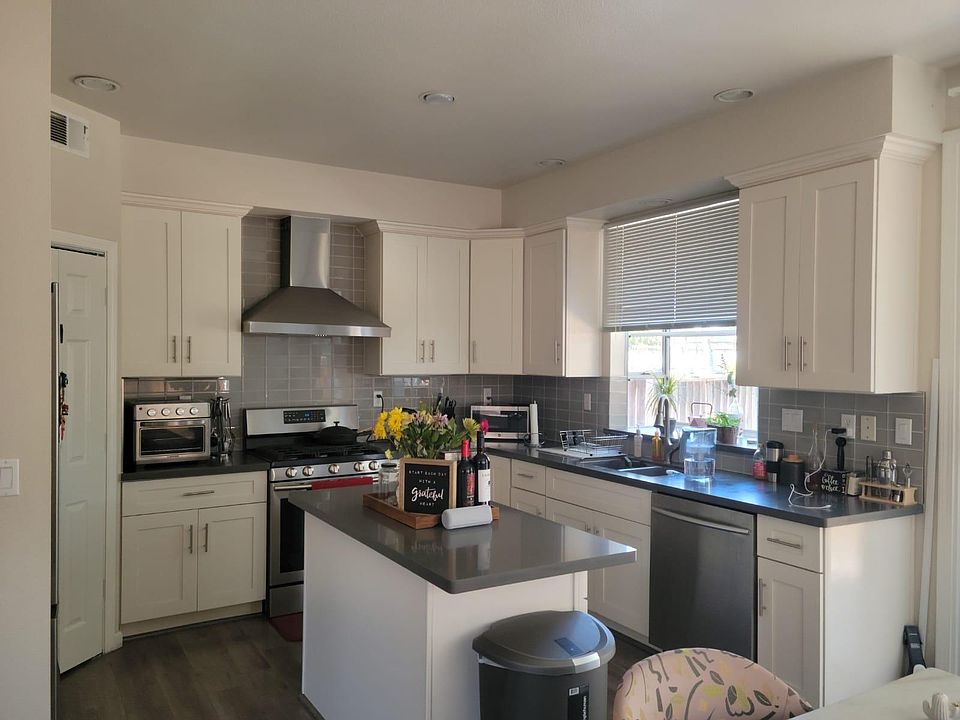 1st image of 205 Accolade Dr