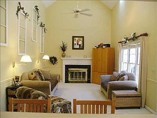 4th image of 2162 Westbury Ct SW