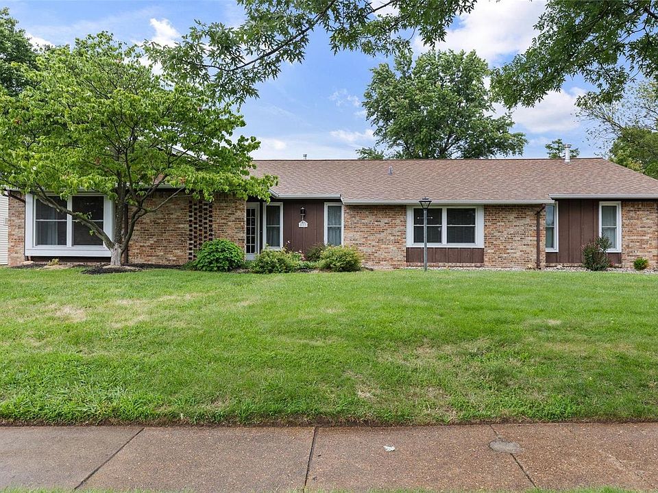 1st image of 513 Glenmeadow Dr