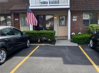 141 Cambridge Dr, Copiague, NY 11726