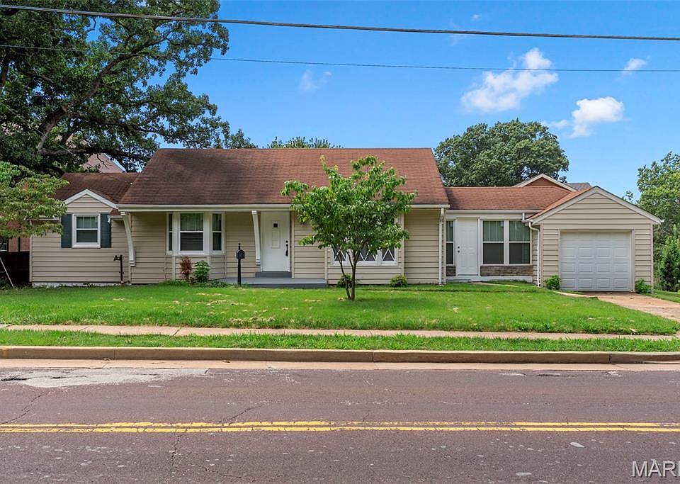 1st image of 907 Edgar Rd