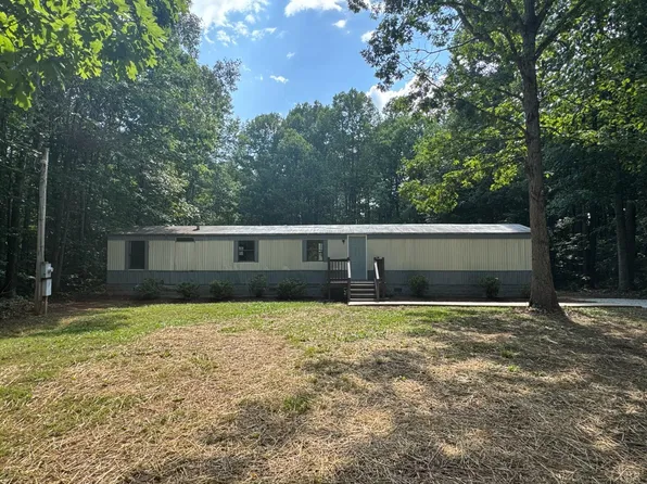 3687 Old Grist Mill Rd, Appomattox, VA 24522