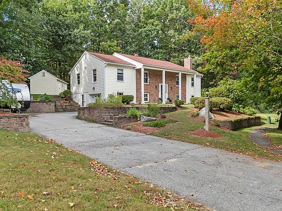 2nd image of 43 Windy Ridge Rd