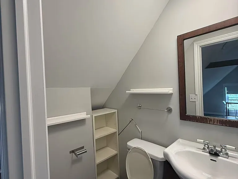 191 Pretoria Ave — Photo 11
