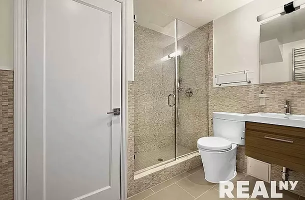 Rented by REAL New York | media 10