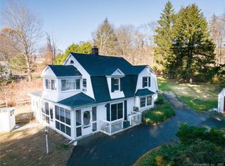 910 Middlebury Rd, Middlebury, CT 06762