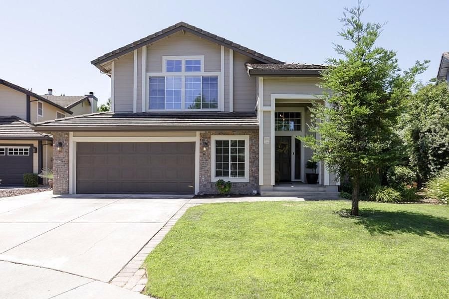 1st image of 2416 Carr Ct