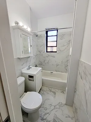 Rented by Metro Park Realty Inc | media 21