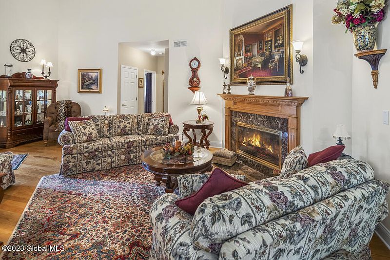 5th image of 29 Cheshire Way