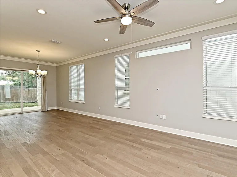 8518 Fathom Cir #114 — Photo 3