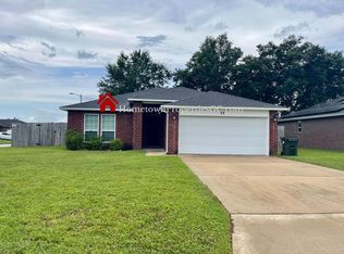 77 Millet Cir, Cantonment, FL 32533