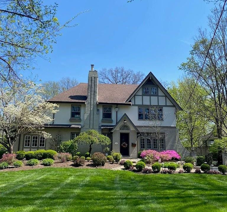 1st image of 148 Burns Ave