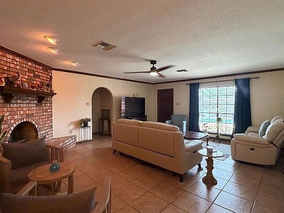 5th image of 2913 Pritchard Rd